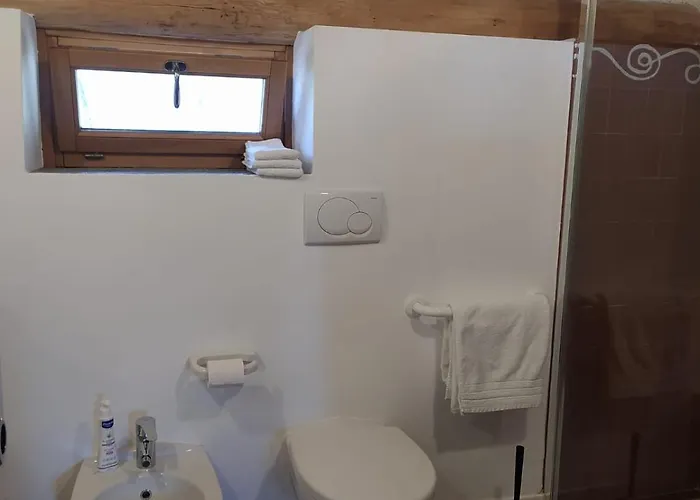 Del Meo شقة Perledo